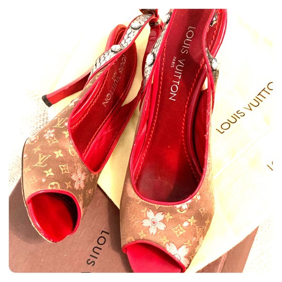 Louis Vuitton monogram cherry heels - Picture 1 of 8